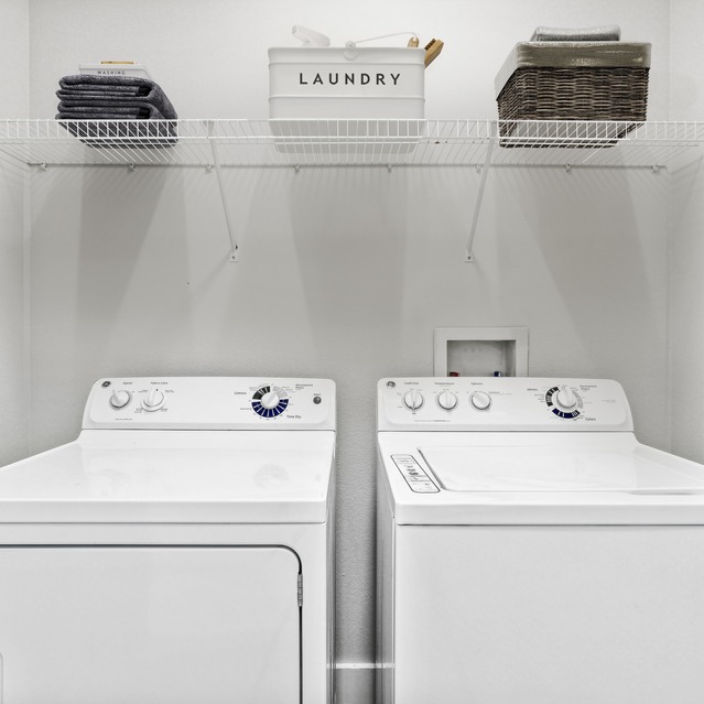 NoHo Flats - Renovated Apartments in Tampa - In-unit Washer and Dryer